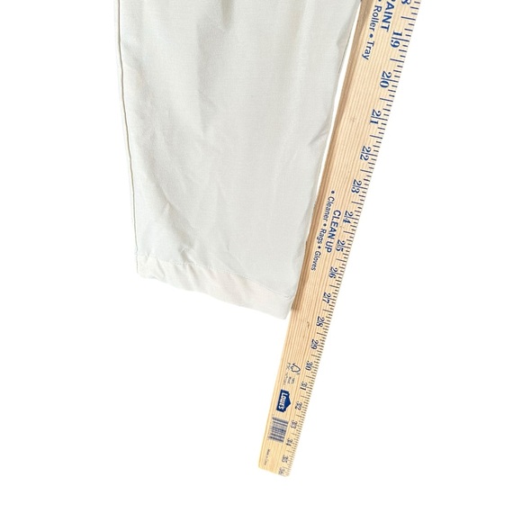 Fabletics Men’s Khaki Athletic Pants No Size See Measurements Casual Comfort - Picture 11 of 15